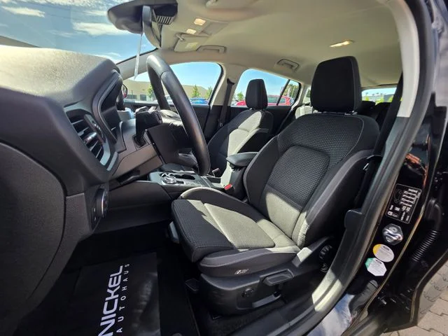 Ford Focus – 25