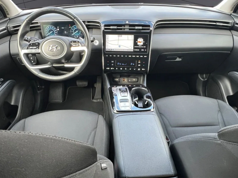 Hyundai Tucson – 17