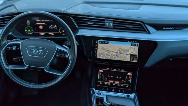 AUDI e-tron – 20