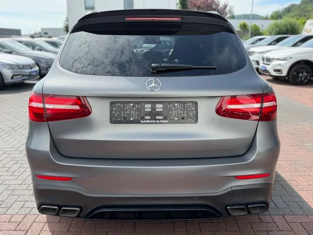 Mercedes-Benz GLC 63 AMG – 4