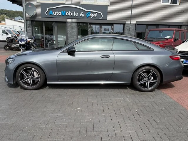 Mercedes-Benz E 300 – 2