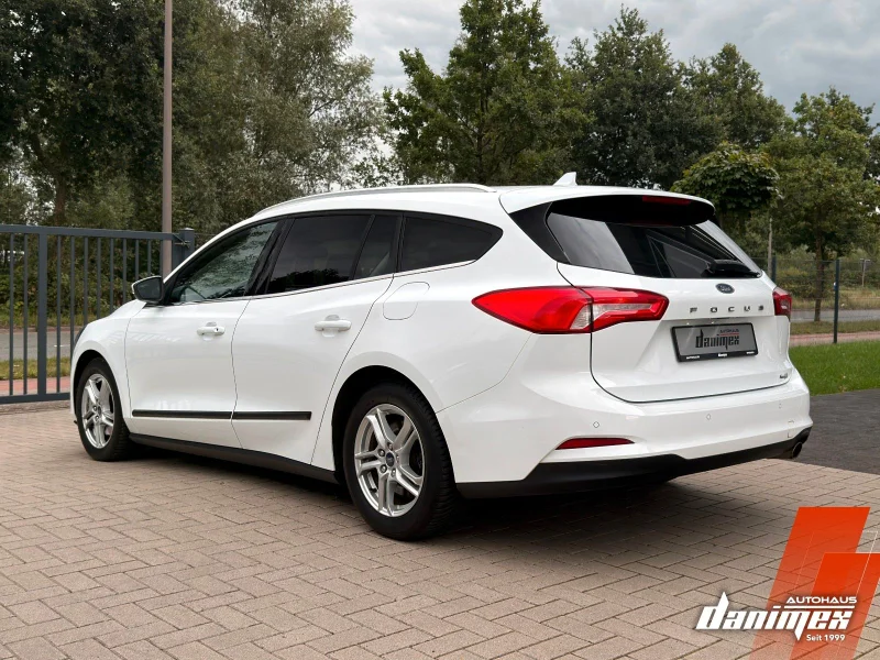 Ford Focus – 9