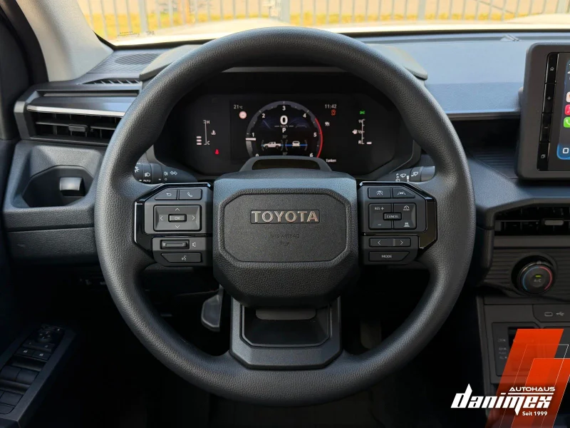 Toyota Hilux – 22