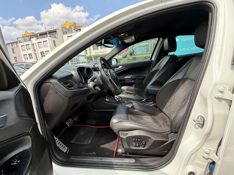 Alfa Romeo Giulietta – 12