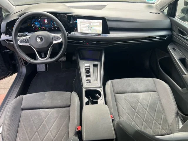 Volkswagen Golf – 9