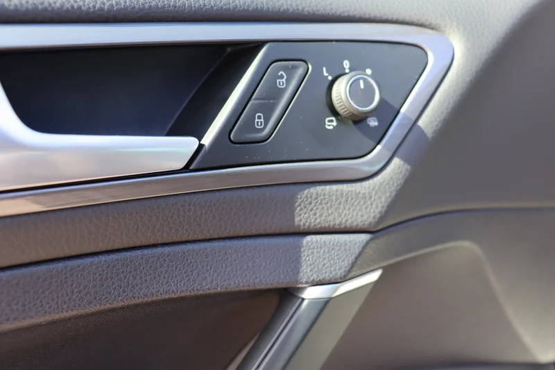 Volkswagen Golf – 15