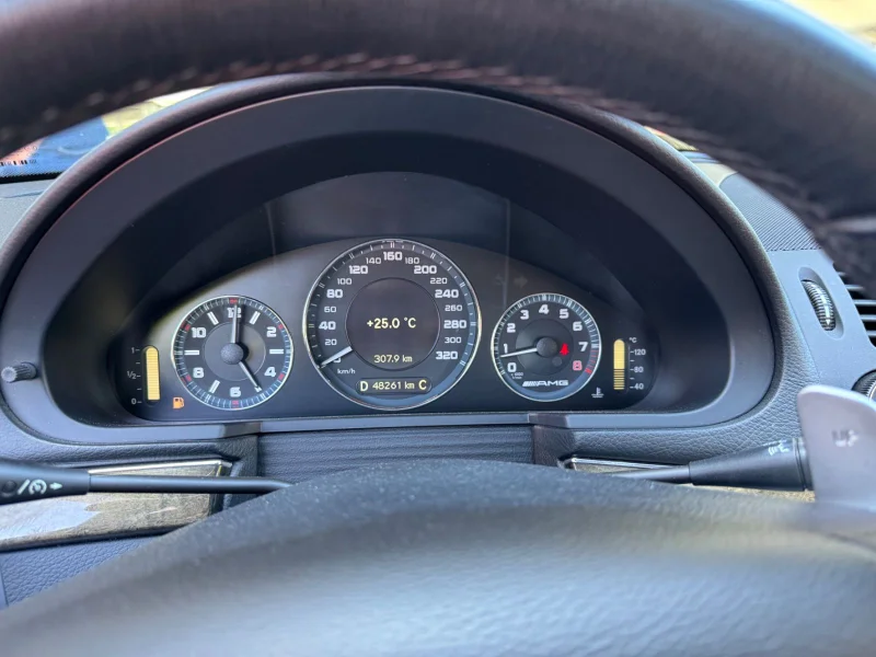 Mercedes-Benz E 63 AMG – 9