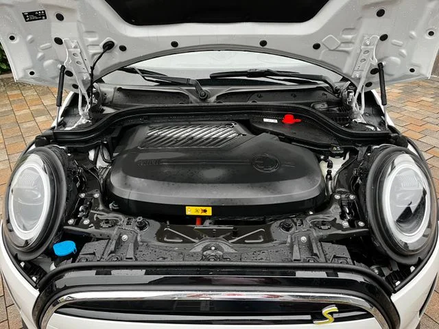 Mini COOPER SE – 9