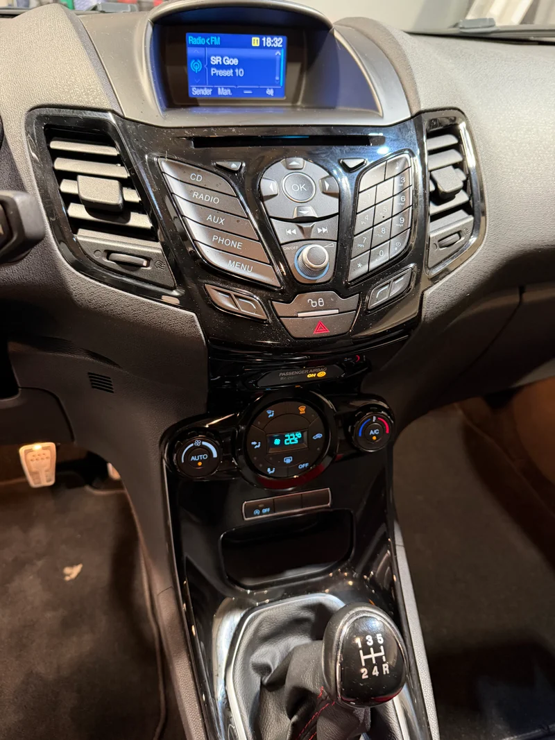 Ford Fiesta – 12