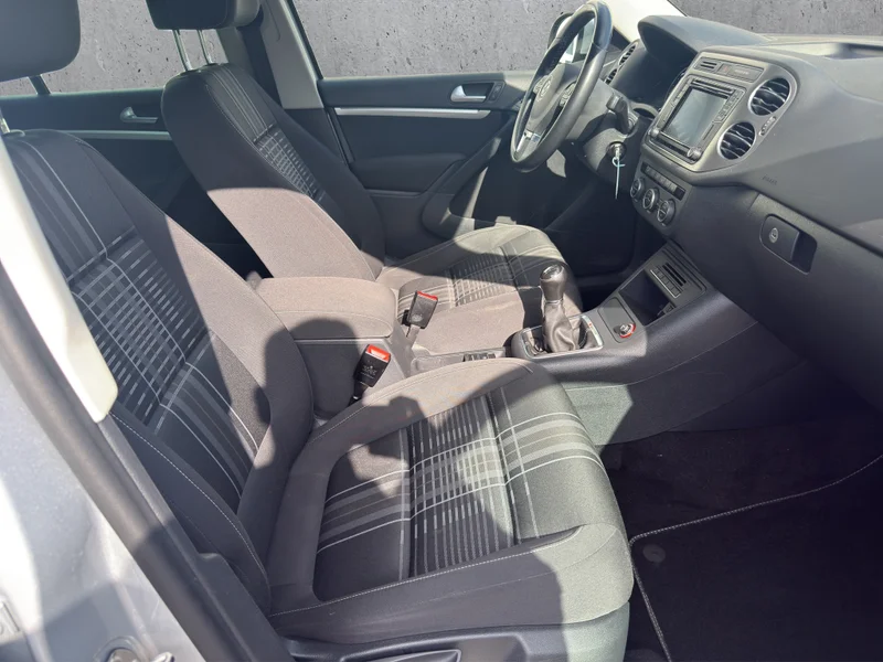 Volkswagen Tiguan – 10