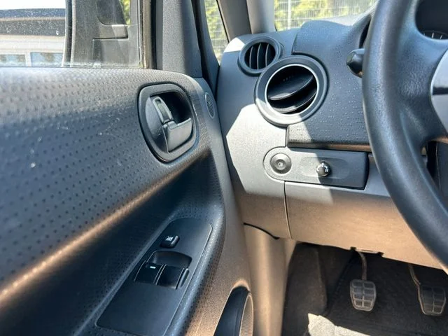 Mitsubishi Colt – 17