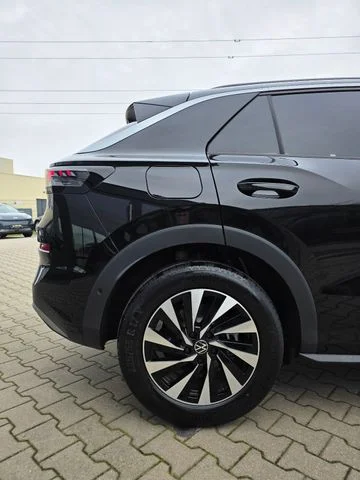 Volkswagen T-Roc – 17