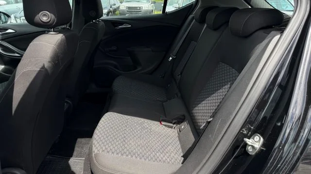 Opel Astra – 11