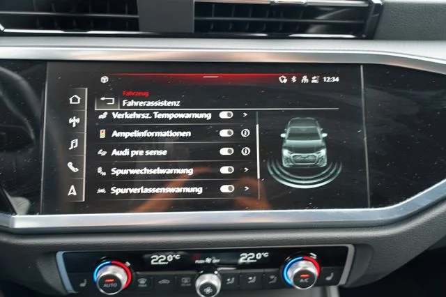 AUDI Q3 – 19