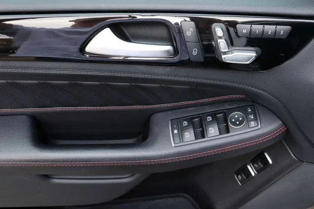 Mercedes-Benz GLE 43 AMG – 16