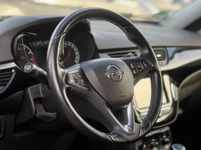 Opel Corsa – 12