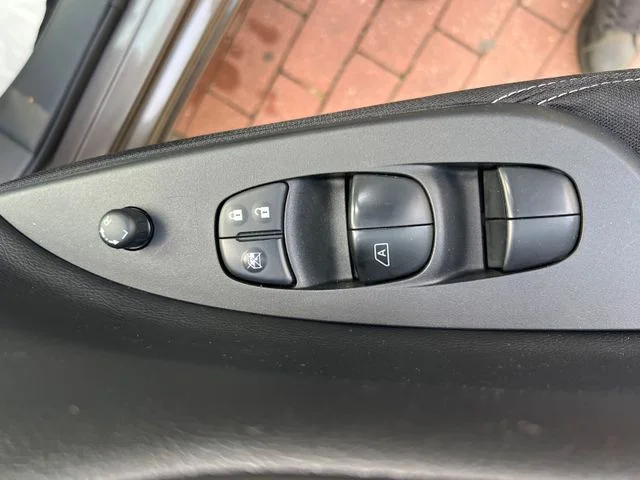 Nissan Pulsar – 14