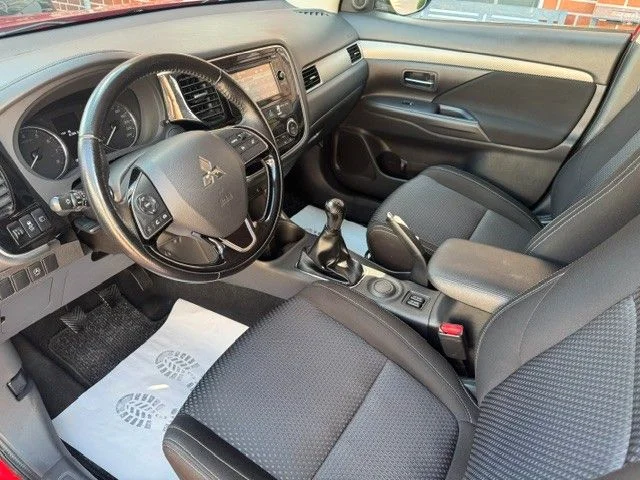 Mitsubishi Outlander – 14