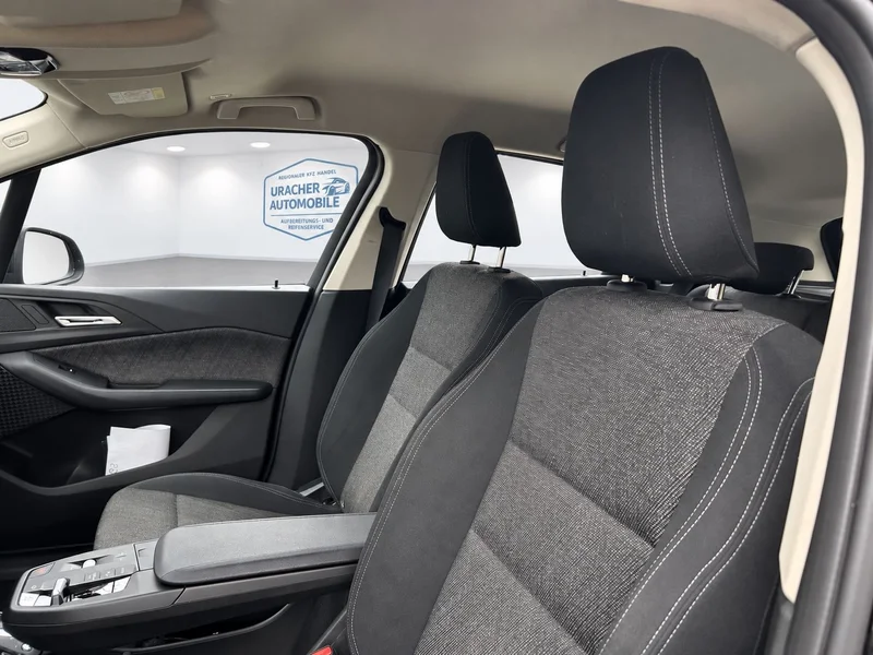 BMW 218 Active Tourer – 12