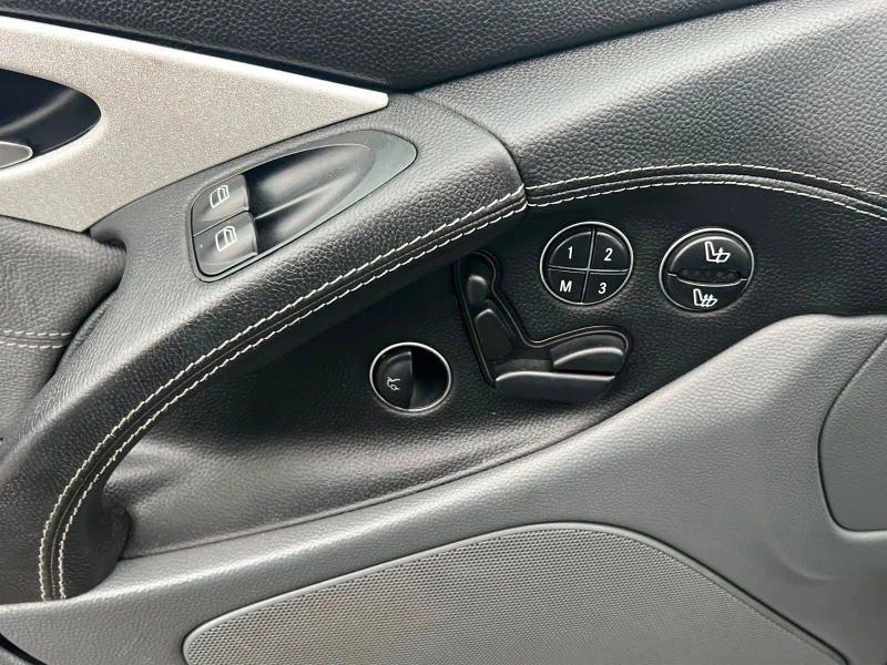 Mercedes-Benz SL 55 AMG – 13