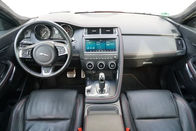 JAGUAR E-Pace – 17