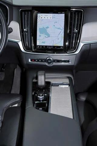 Volvo V90 Cross Country – 15