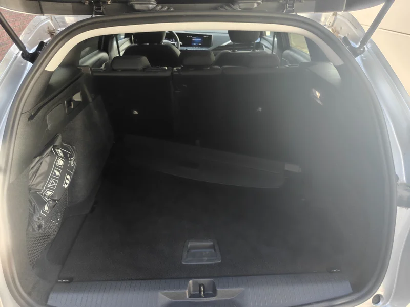 Opel Astra Sports Tourer 1.2 Turbo Business Edition – 36