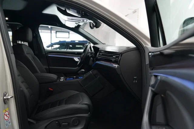 VW Touareg – 36