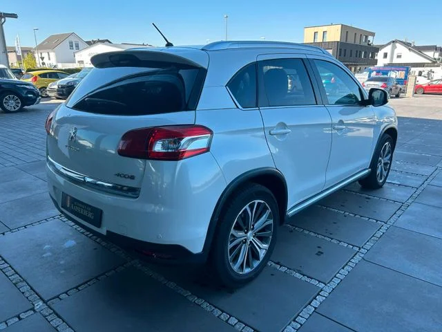 Peugeot 4008 – 5
