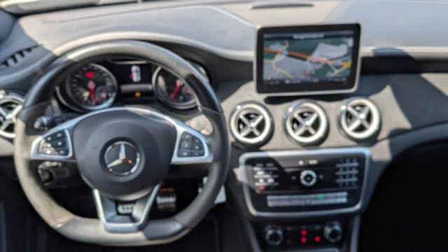 MERCEDES-BENZ A 180 – 17