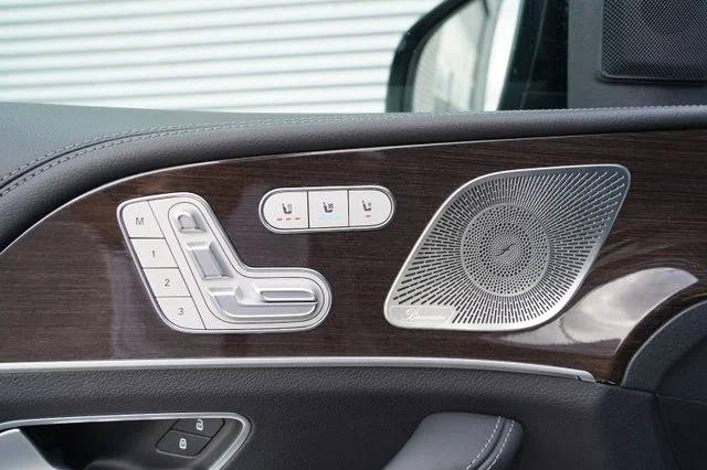MERCEDES-BENZ GLS 450 – 8