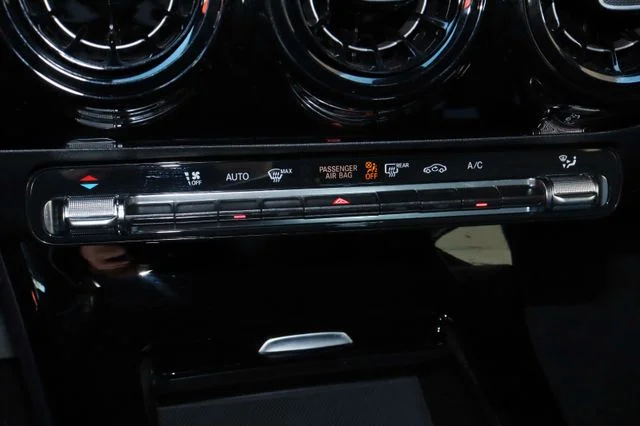 Mercedes-Benz A 180 – 18