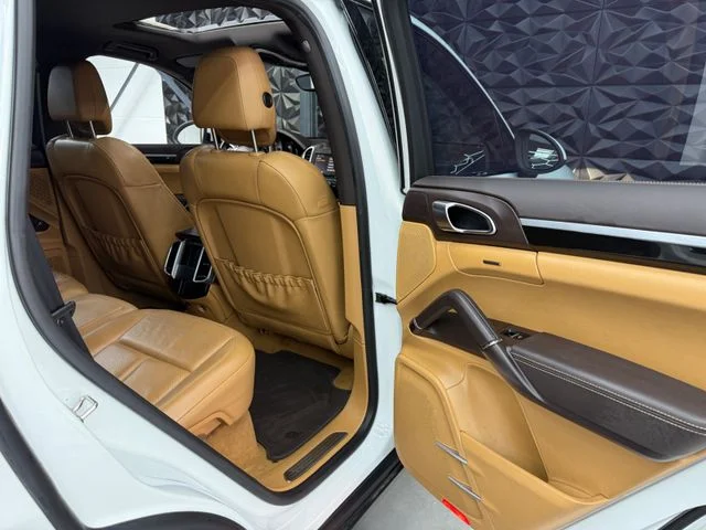 Porsche Cayenne – 39
