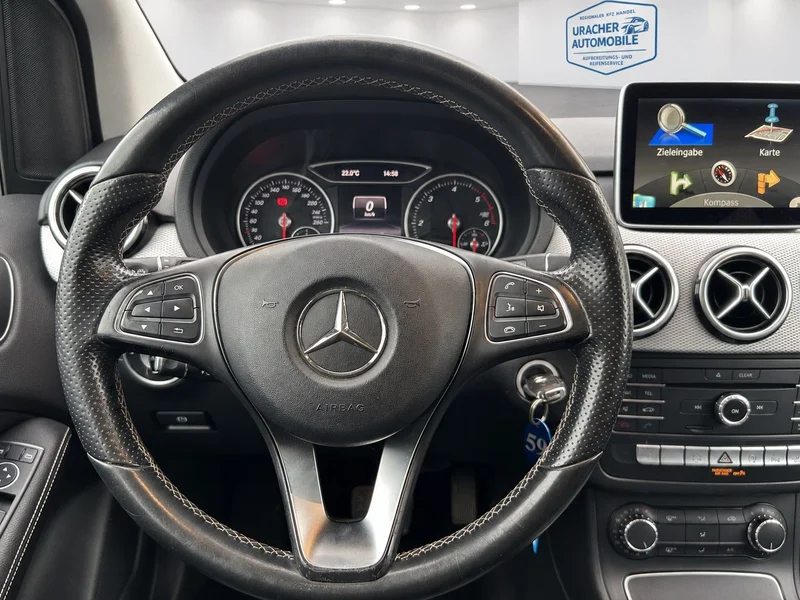 Mercedes-Benz B 200 – 13