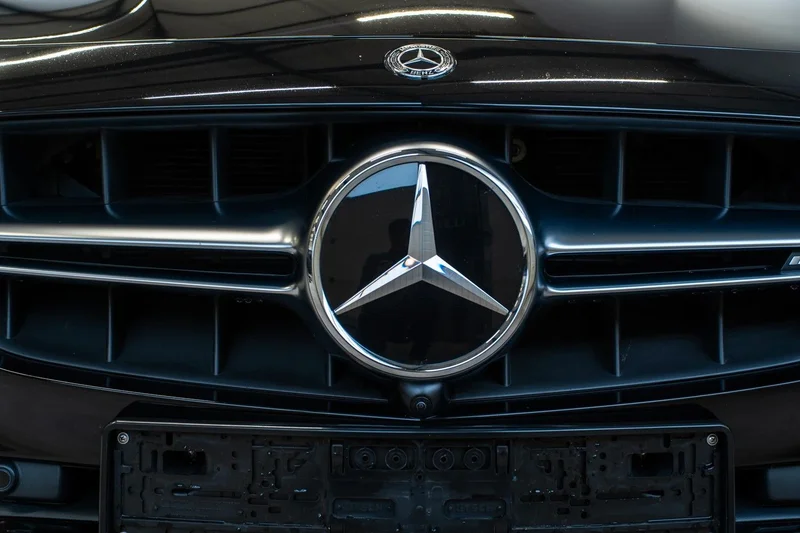 Mercedes-Benz E 63 AMG – 5