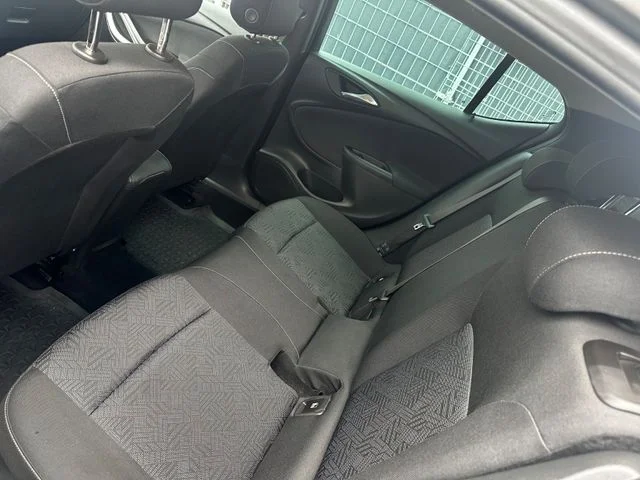 Opel Astra – 14