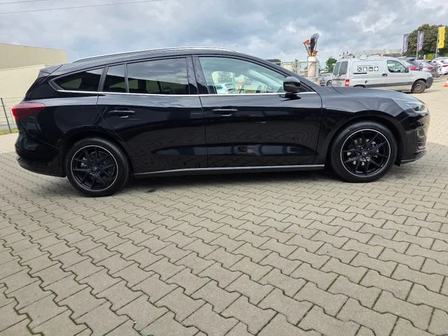 Ford Focus – 16