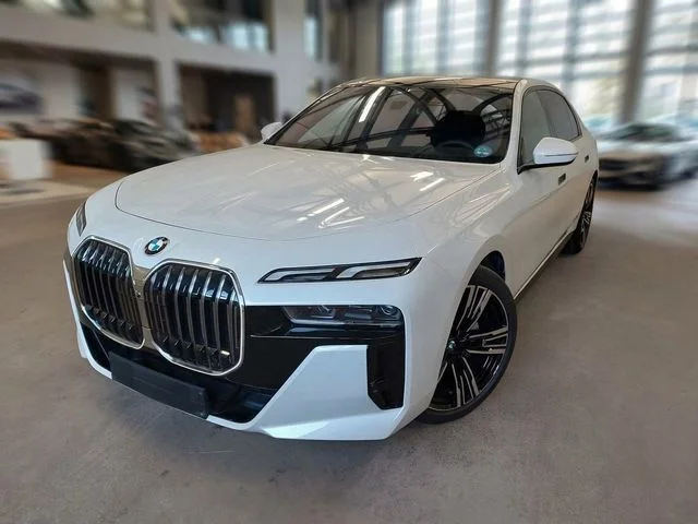 BMW 740