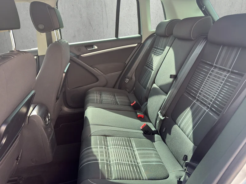 Volkswagen Tiguan – 11