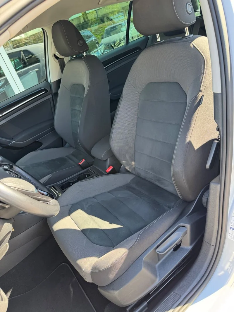 Volkswagen Golf – 22