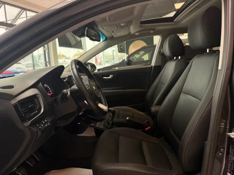 Kia Stonic – 25