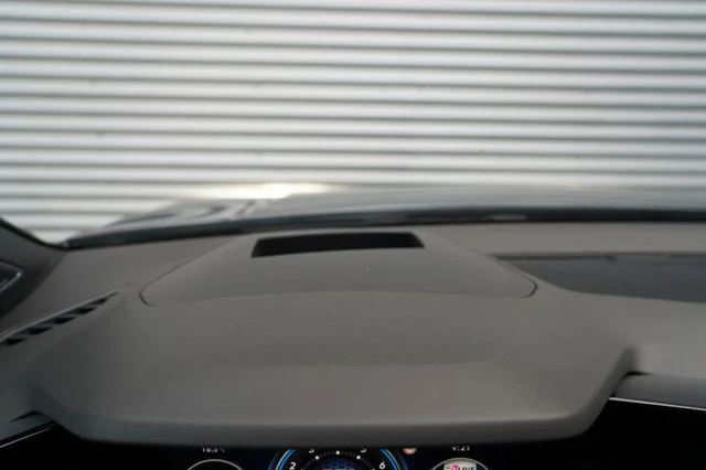 VW Golf – 13