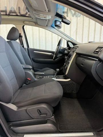Mercedes-Benz B 200 – 14