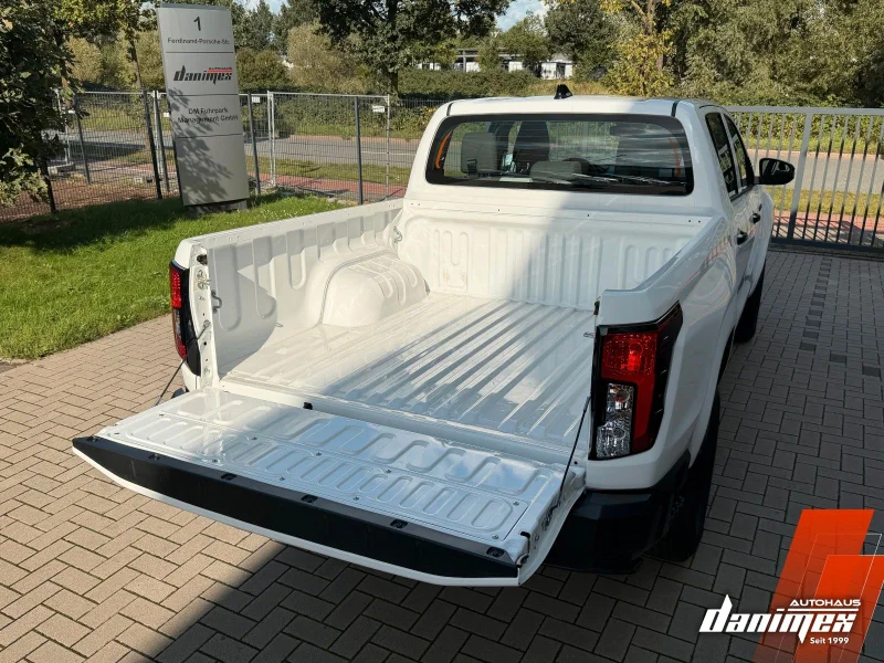 Toyota Hilux – 11