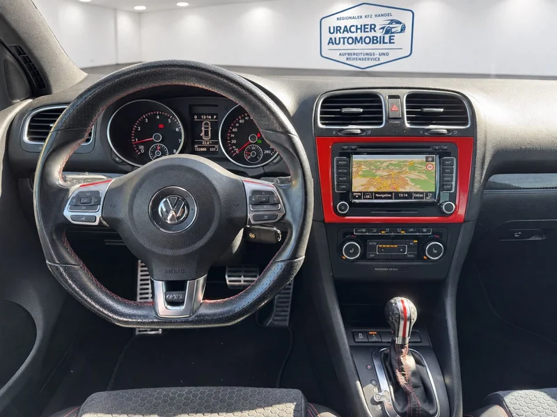 Volkswagen Golf – 13