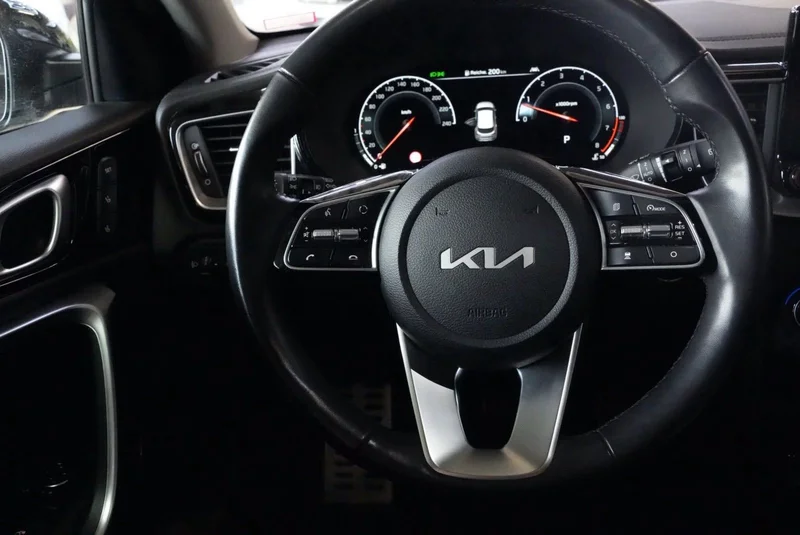 Kia XCeed – 15