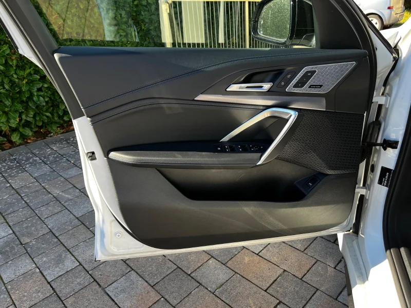 BMW iX1 – 16