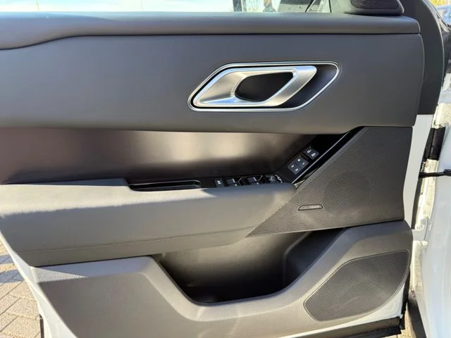 Land Rover Range Rover Velar – 11