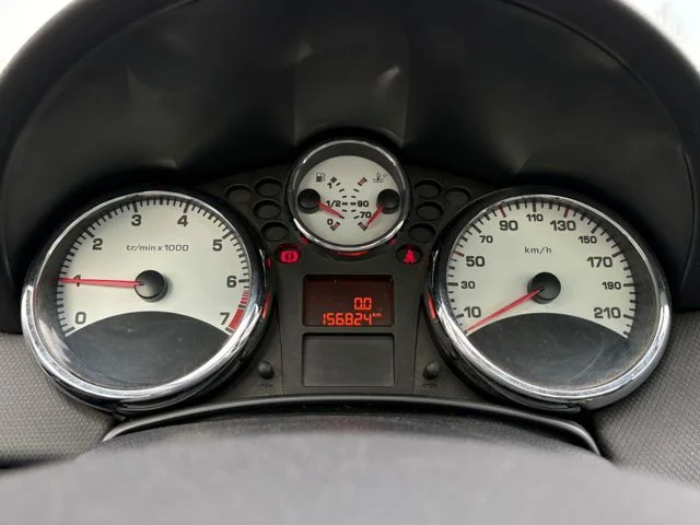 Peugeot 207 – 9
