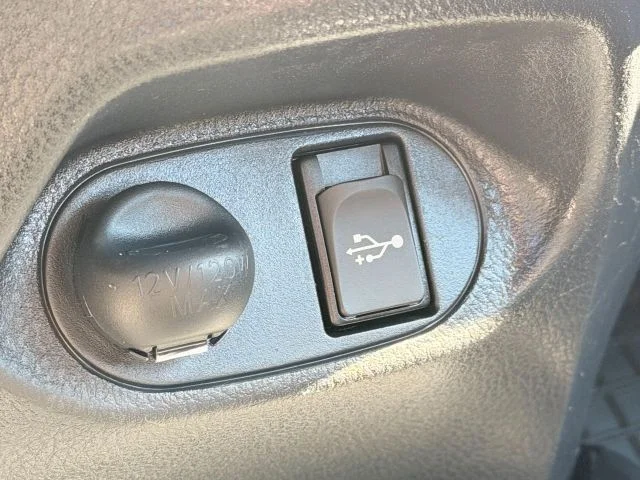 Toyota Yaris III (2011-) – 18